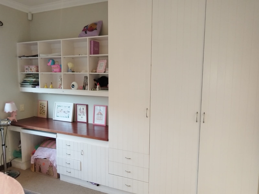To Let 4 Bedroom Property for Rent in Kenrock Country Estate Western Cape